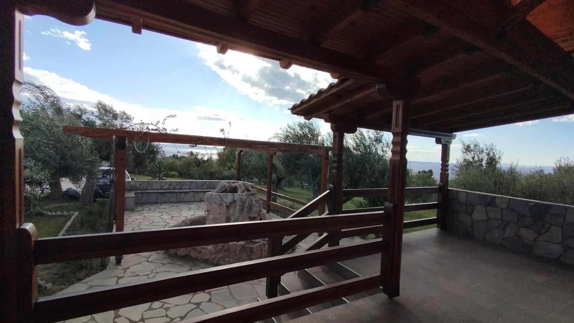 Casa de hóspedes Vigla Ias Hotel Néos Marmarás