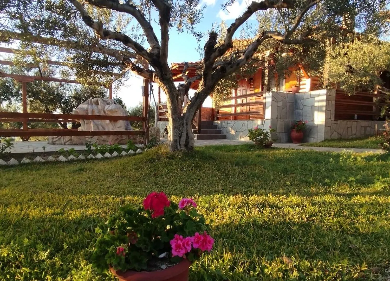 Vigla Ias Guest House Neos Marmaras